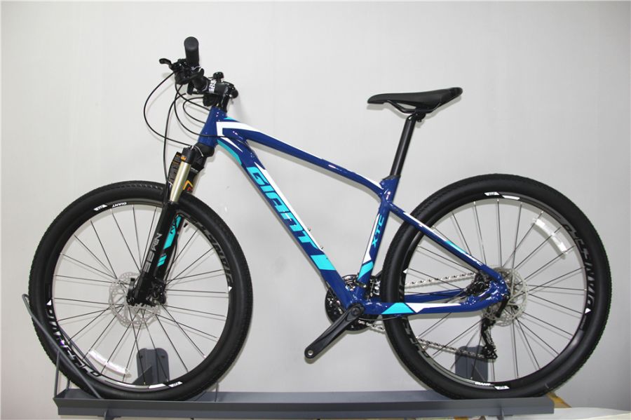 Xe đạp Giant XTC 800 2020