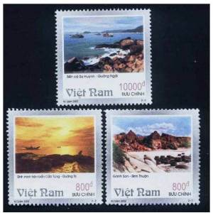 Bộ 3 tem sưu tầm phong cảnh Trung bộ với hình ảnh Biển Đảo tem CTO và tem sống