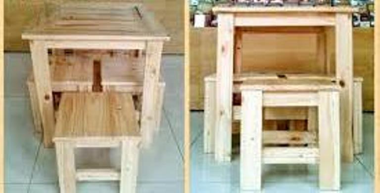 bàn ghế gỗ thông quán ăn