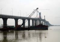 Gỡ khó để hoàn thành cây cầu nối giữa Nghệ An và Hà Tĩnh