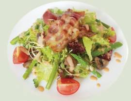 Salad bacon với măng tây cùng với xốt Thousand Island- Dressing
