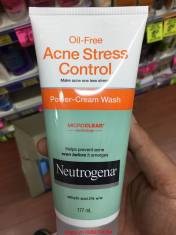 Sữa rửa mặt chống mụn trứng cá Acne stress control Neutrogena.