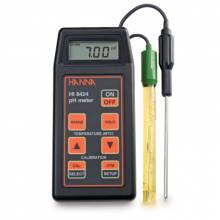 Máy đo pH/ mV/ nhiệt độ cầm tay HANNA HI8424
